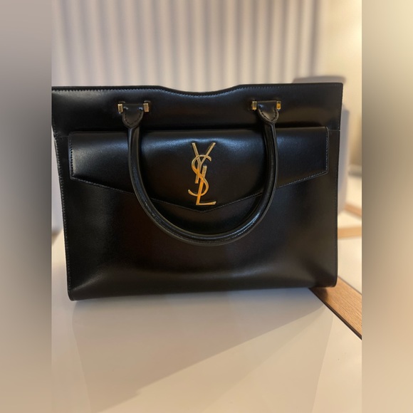 SAINT LAURENT Uptown Medium leather tote bag - Picture 8 of 9